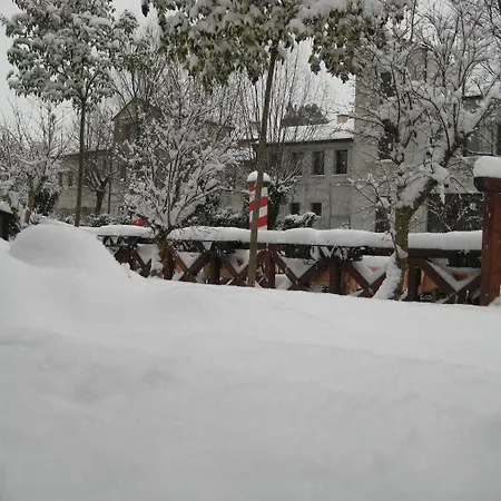 歌耶坦别墅酒店