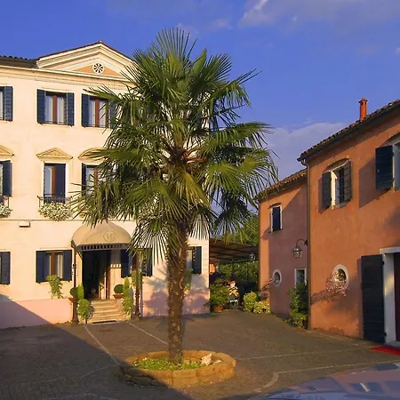 Hotel Goetzen 3*